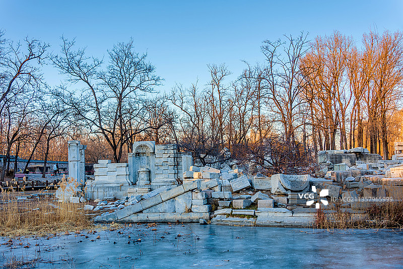 中国北京圆明园遗址公园西洋楼遗址谐奇趣图片素材