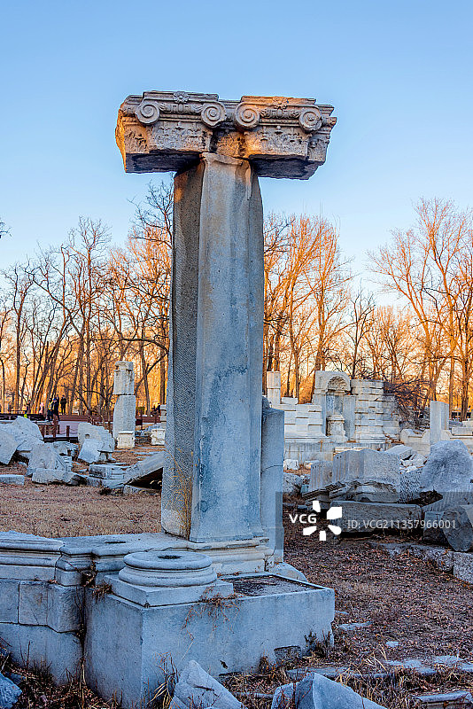中国北京圆明园遗址公园西洋楼遗址谐奇趣图片素材