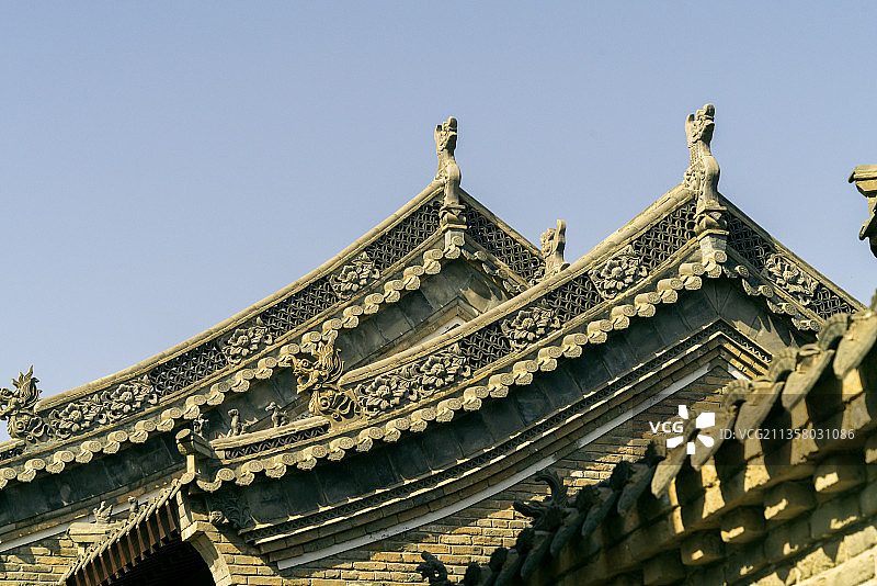 古代建筑，中原民居的顶部装饰，屋脊，屋顶，房山，屋檐图片素材