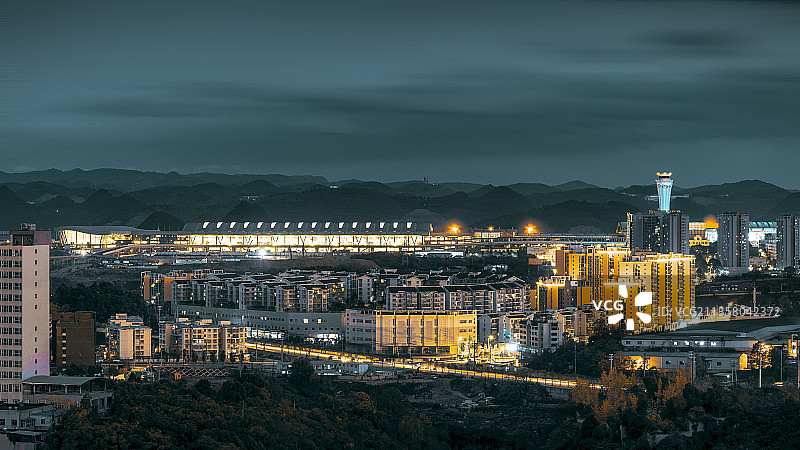 贵阳市南明区龙洞堡国际机场夜景图片素材