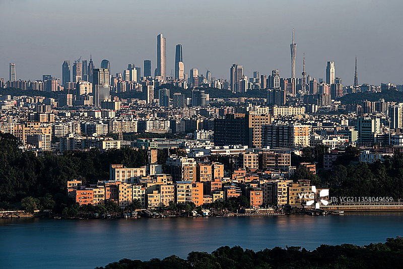 广州市区中的小渔村……图片素材