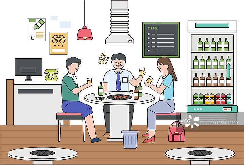 在餐厅圆桌旁喝啤酒的三位商人矢量素材图片素材