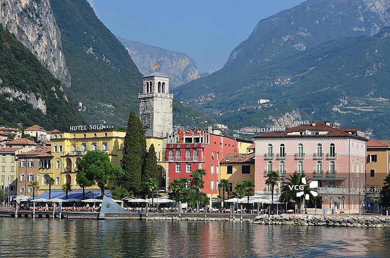 加尔达湖长廊，里瓦德尔加尔达，特伦蒂诺，意大利，欧洲图片素材