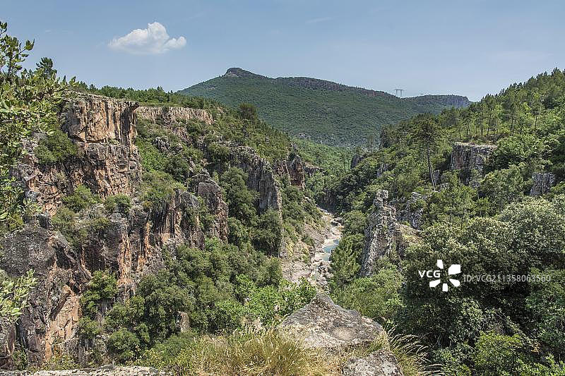 法国普罗旺斯里欧弗雷德河峡谷风光图片素材