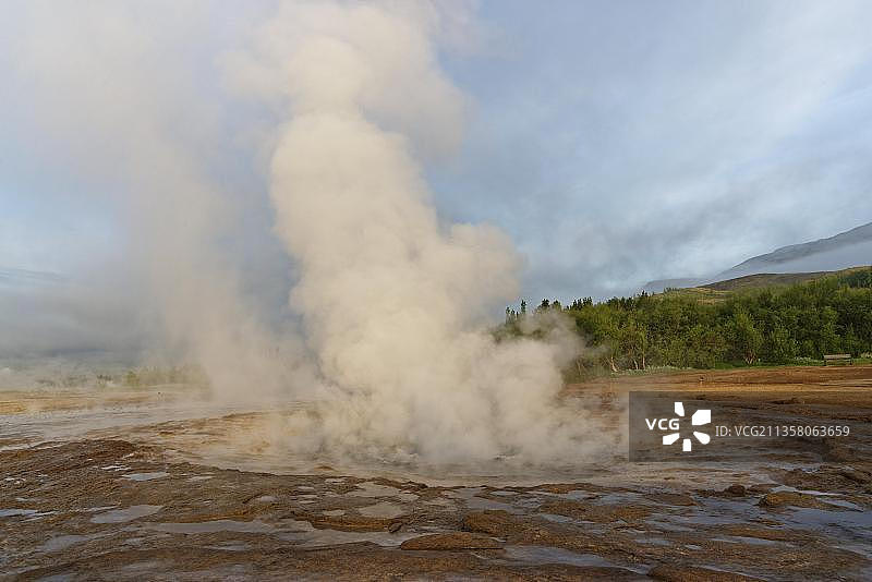 冰岛黄金圈史托克间歇泉图片素材