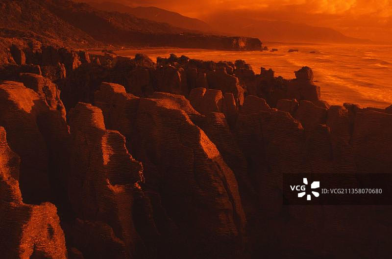 普纳凯基煎饼岩日落景观，新西兰，大洋洲图片素材