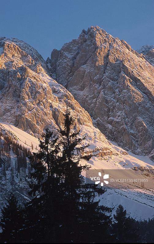 楚格峰图片素材