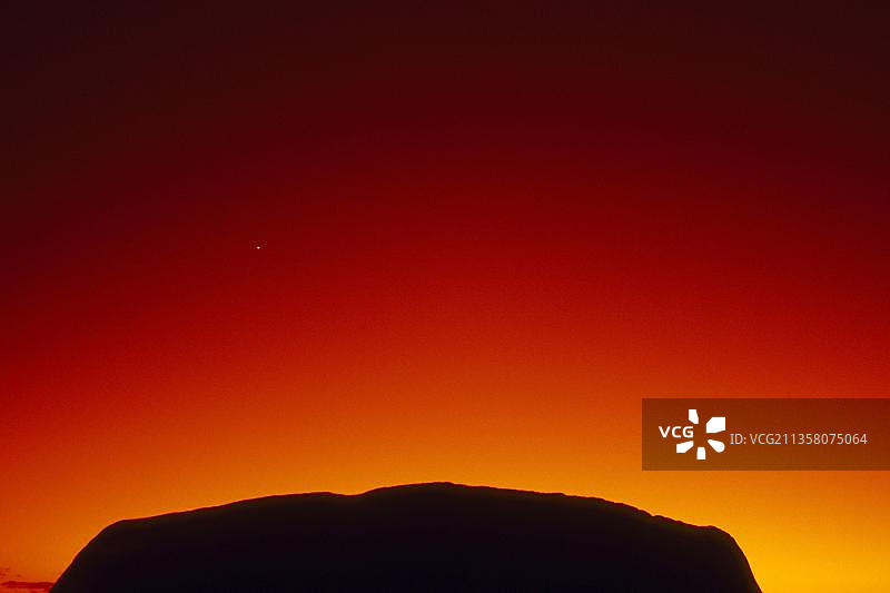 澳大利亚乌鲁鲁-卡塔丘塔国家公园艾尔斯岩图片素材