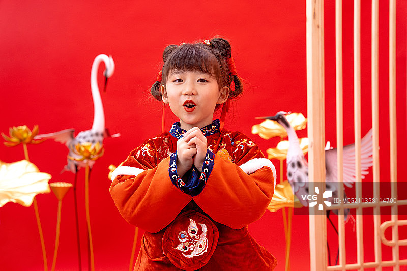 新年小孩拜年图片素材