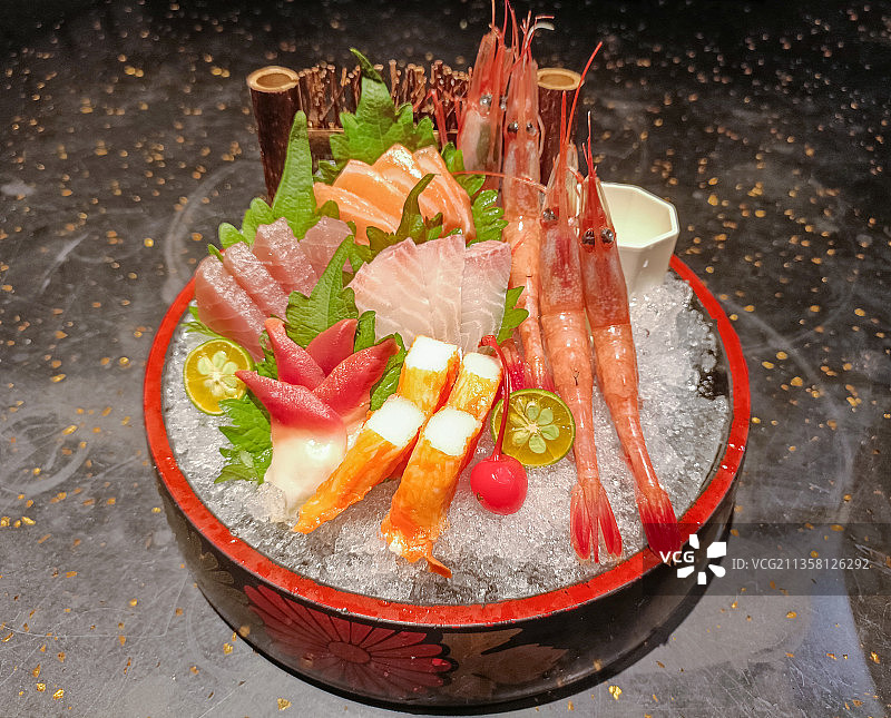 海鲜美食刺身拼盘图片素材
