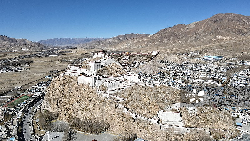 江孜宗山古堡和白居寺图片素材