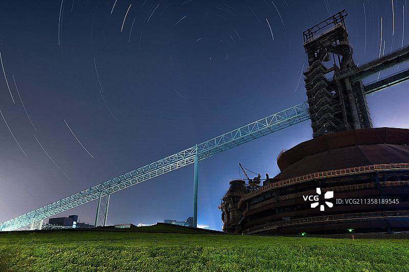 北京2022首钢园三高炉星轨图片素材