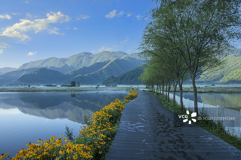 大九湖晨雾3图片素材