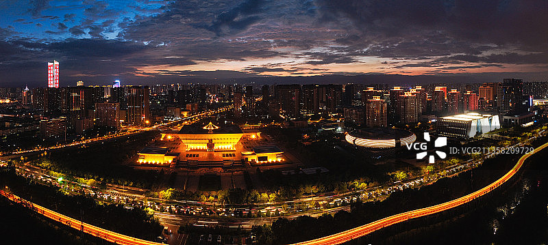 太原 万柏林区 迎泽大街 迎泽大桥 和平南路 博物院 汾河图片素材