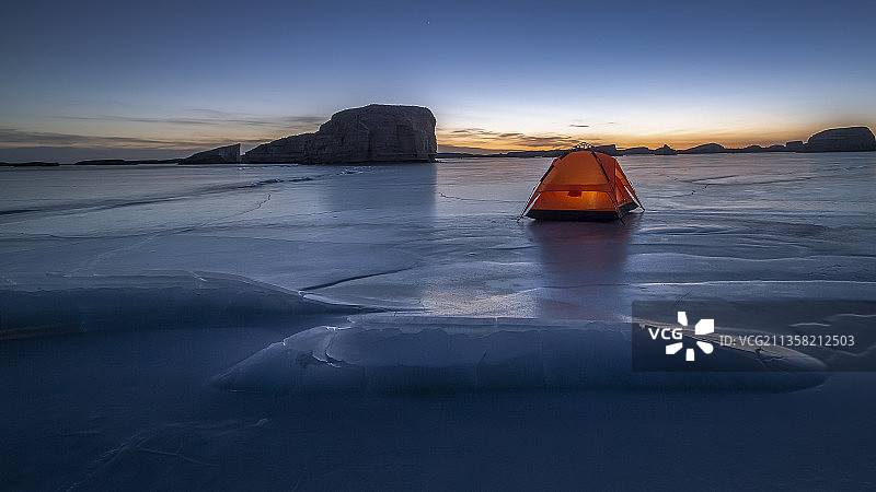 东台吉乃尔湖图片素材