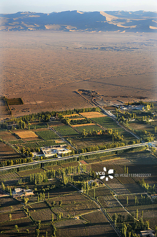 甘肃酒泉，航拍敦煌。图片素材