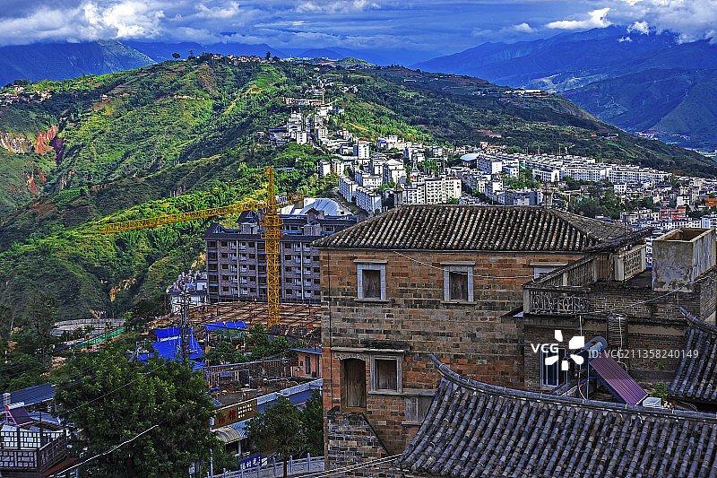 红河——建在山顶上的县城图片素材