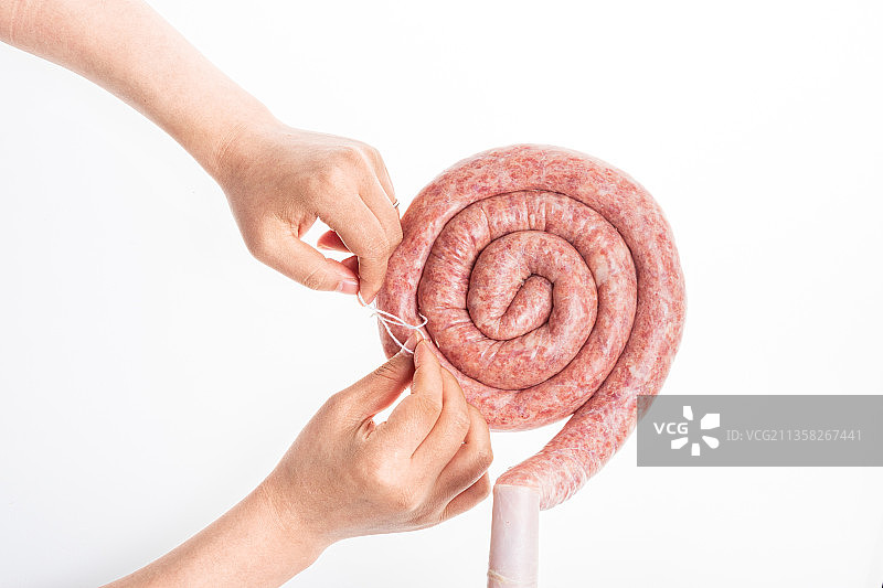 白背景灌香肠图片素材