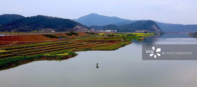 一叶扁舟图片素材