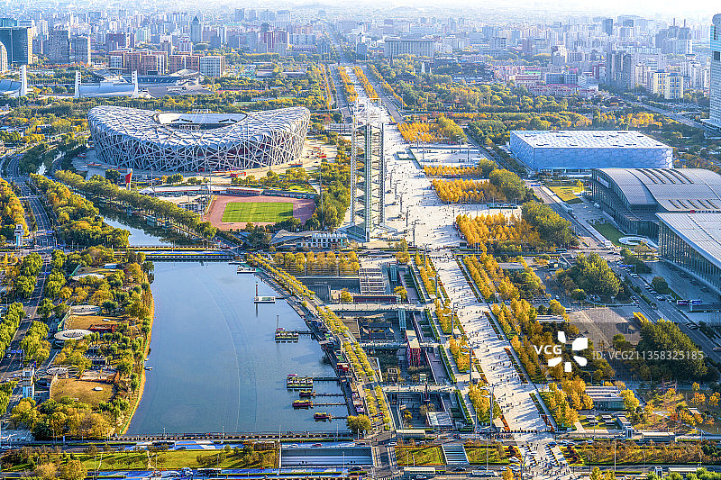 鸟巢秋色图片素材