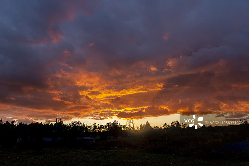 夕阳如酒醉了天边的晚霞图片素材