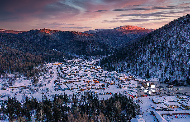 雪乡的早晨图片素材