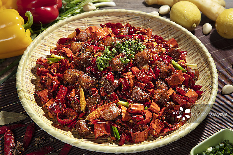 麻辣鸡块,麻辣鸡丁,辣子鸡图片素材