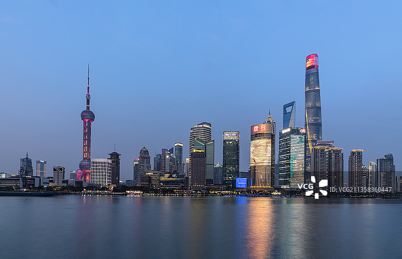 蓝调陆家嘴图片素材