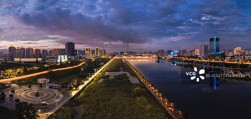 太原 万柏林区 迎泽大街 迎泽大桥 和平南路 博物院 汾河图片素材