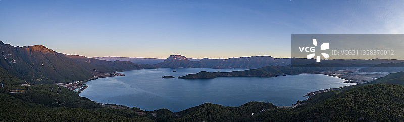 云南丽江泸沽湖全景图图片素材