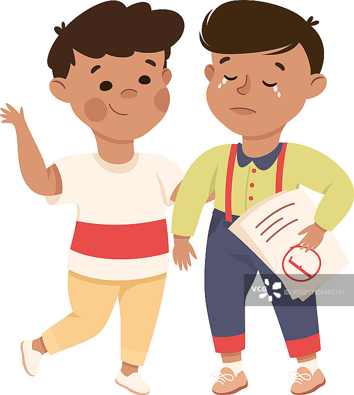 小男孩支持和安慰哭泣的朋友图片素材