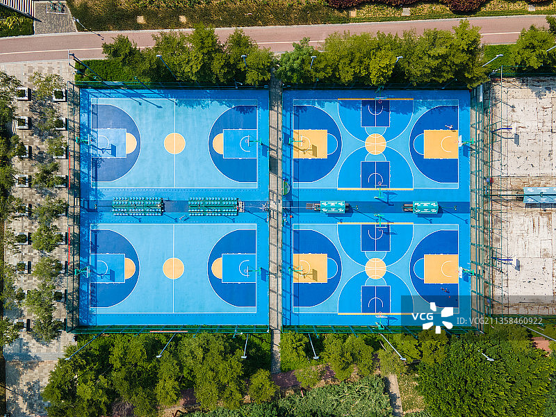 航拍篮球场图片素材