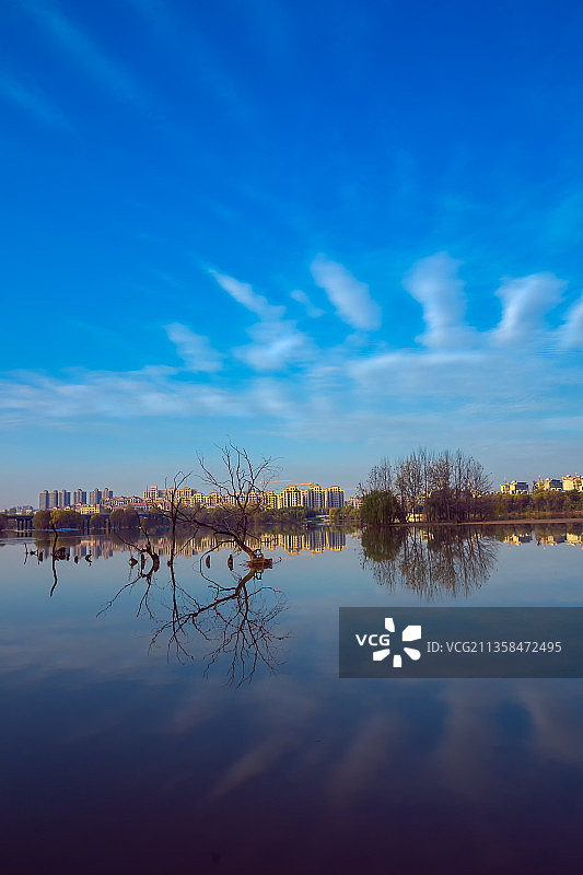 西安秋色风景  浐河秋色图片素材