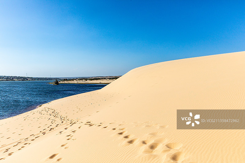 越南美奈白沙丘图片素材