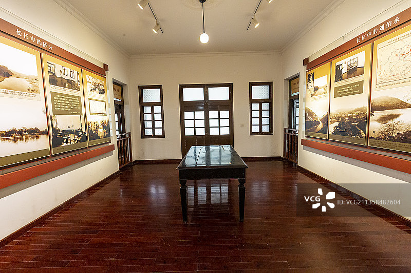 贵州遵义市红军遵义警备司令部旧址：展厅一角图片素材