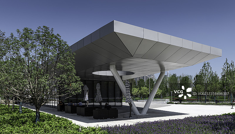 西安市灞河河堤休闲驿站图片素材