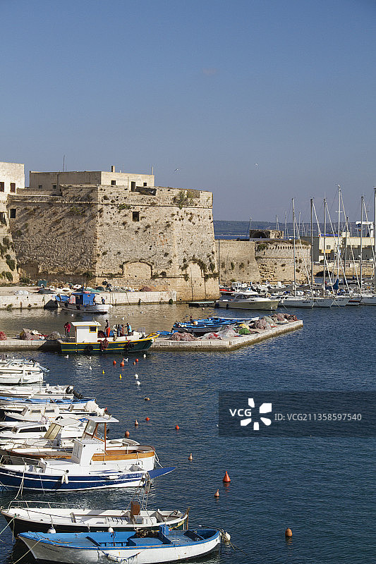 在加里波利港钓鱼图片素材