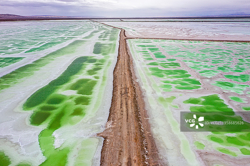 大柴旦翡翠湖图片素材
