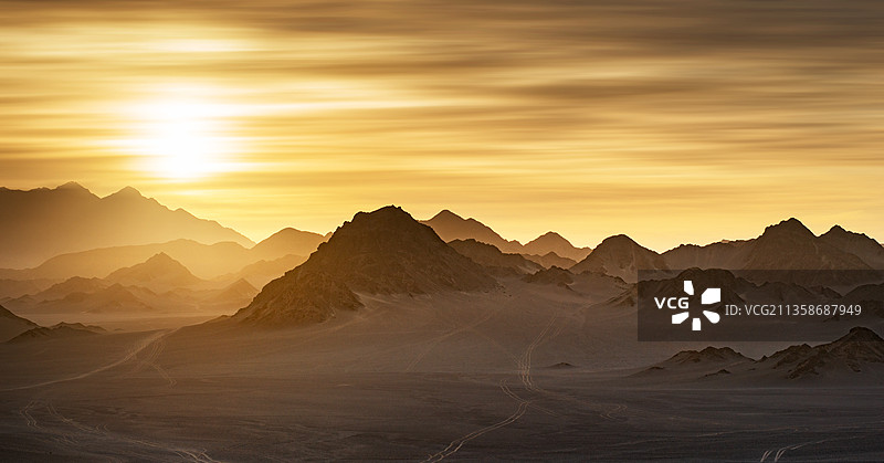 青海黑山戈壁风光图片素材