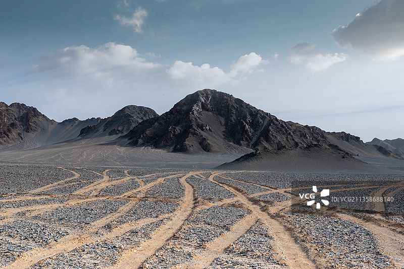 青海黑山戈壁地貌图片素材