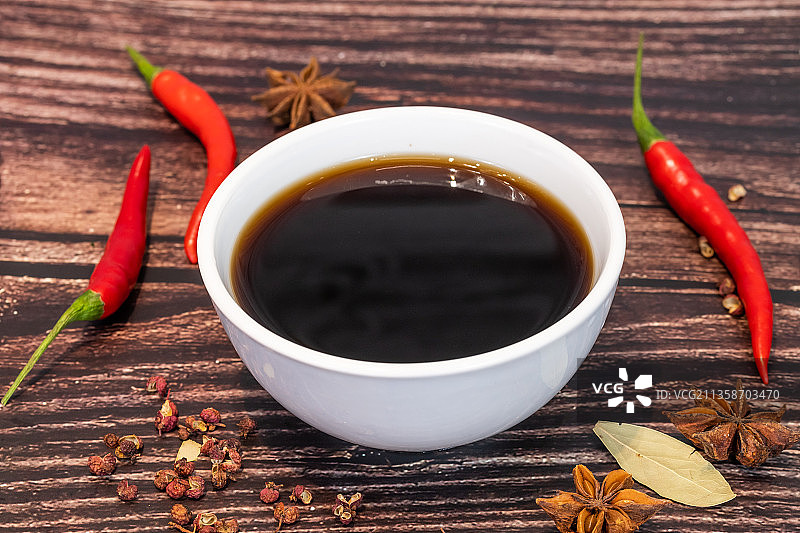 木板背景广西桂林米粉老友粉食材醋图片素材