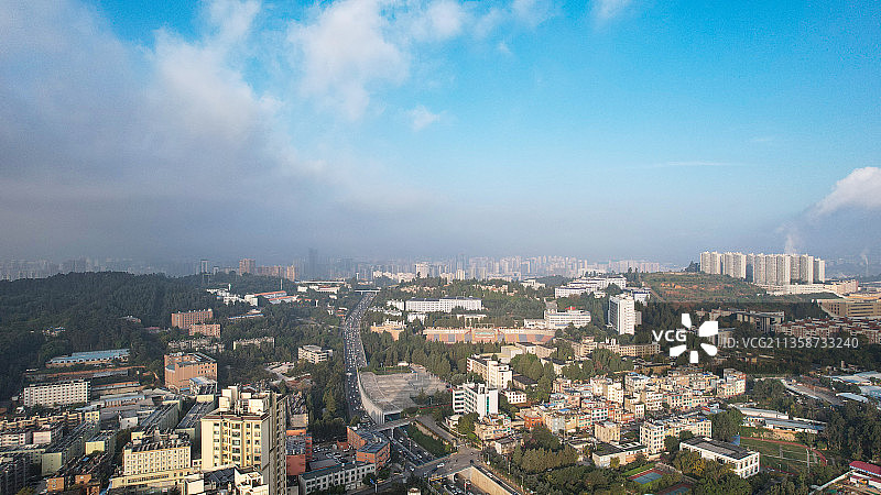 云南省昆明市，云南警官学院及其周边环境图片素材