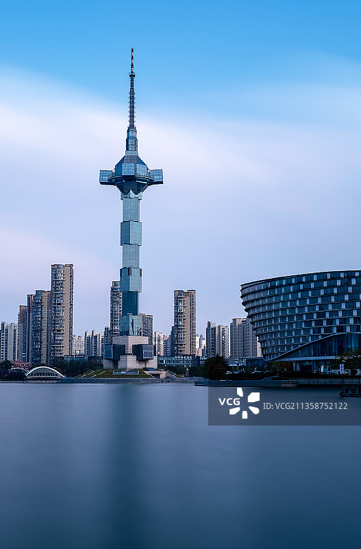 盐城聚龙湖盐立方电视塔图片素材