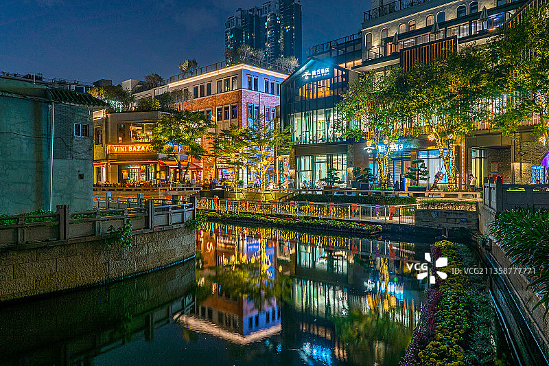 中国广州恩宁路永庆坊旅游区夜景图片素材