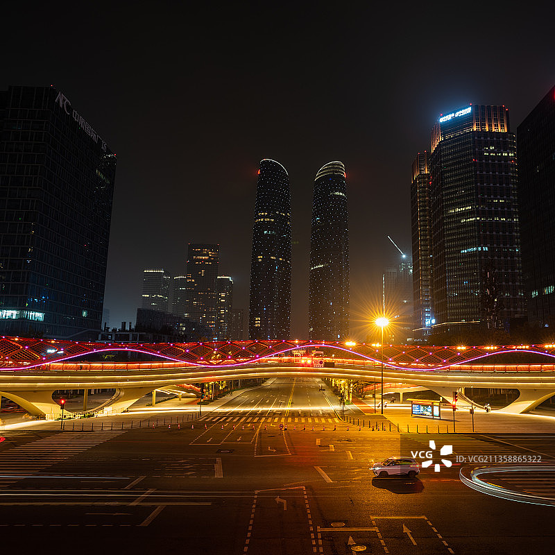 成都、成都夜景、金融中心、交子之环、银泰图片素材