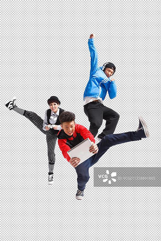 嘻哈风格的年轻人跳街舞图片素材