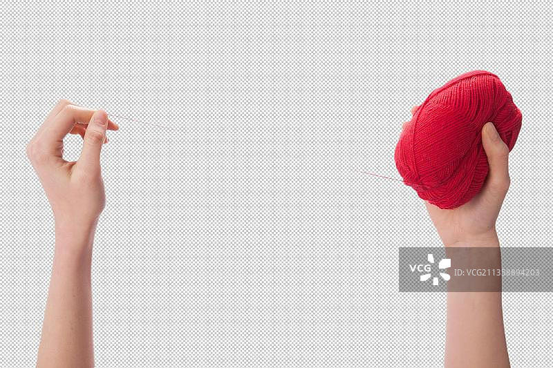女人手拿毛线团图片素材