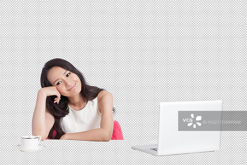 青年女白领使用笔记本电脑图片素材