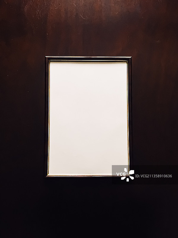 桌上空白相框特写图片素材