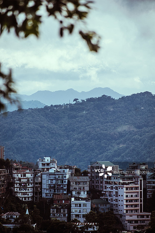 印度米佐拉姆邦艾藻尔市城市建筑高角度景观图片素材